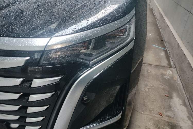 Used Denza D9 2024 DM-i 980 Four-Wheel Drive Prestige Model
