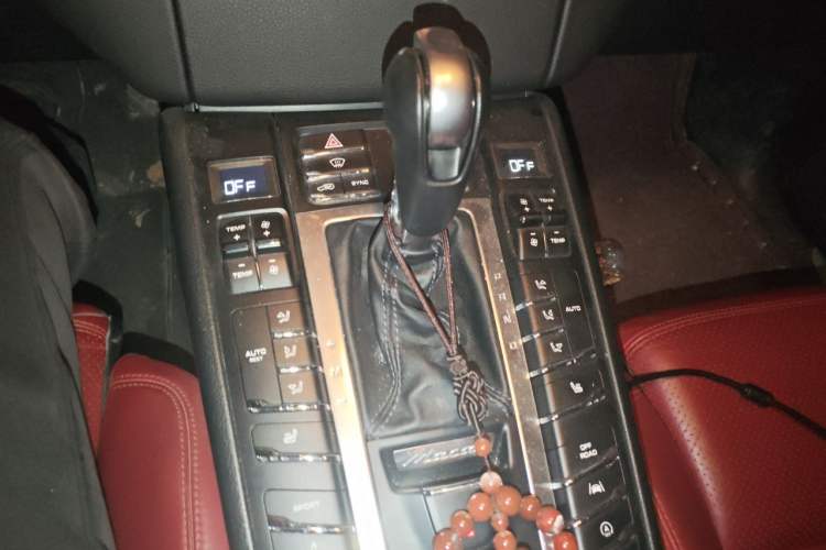 Used Porsche Macan 2016 Macan 2.0T Gear Lever