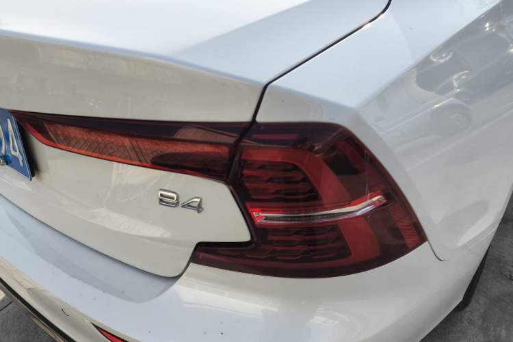 Used Volvo S60 2025 B4 Zhiyi Luxury Edition