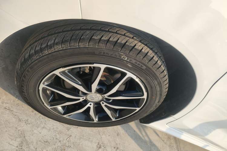 Used BYD Song MAX 2017 1.5T Automatic Smart Connect Elite 7-Seater