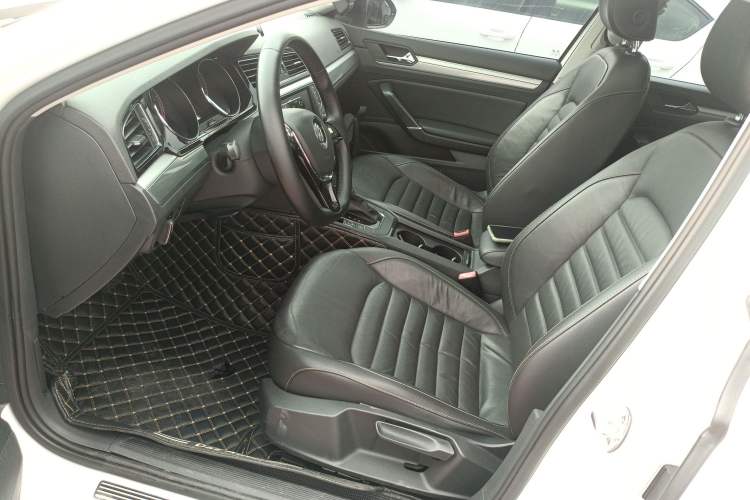 Used Volkswagen Lamando 2018 280TSI DSG Comfort Edition
