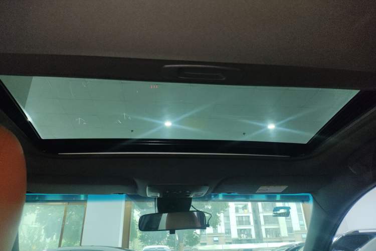 Used Toyota Avalon 2019 2.5L Ambition Version China VI Standard
