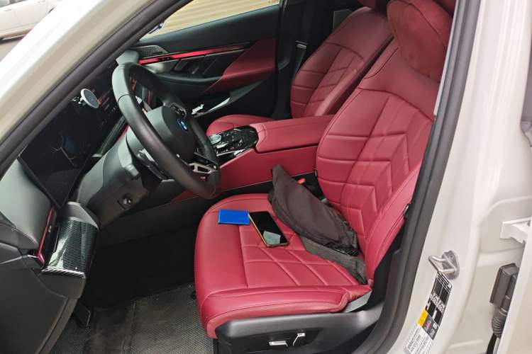 Used BMW i5 2024 eDrive 35L M Sport Package
