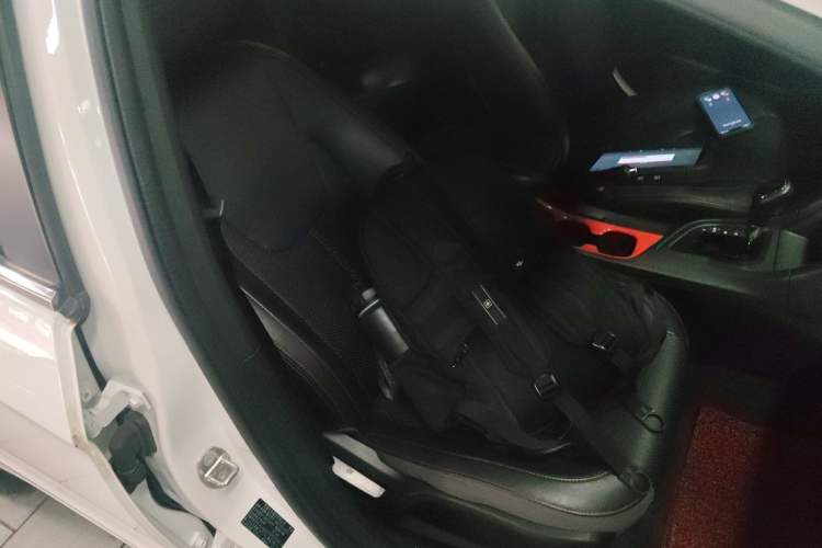 Used Chery Arrizo 5 2016 1.5L CVT Trendsetting Edition
