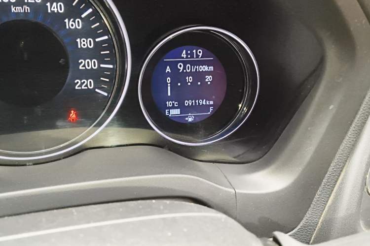 Used Honda Vezel 2015 1.8L CVT 2WD Luxury Model