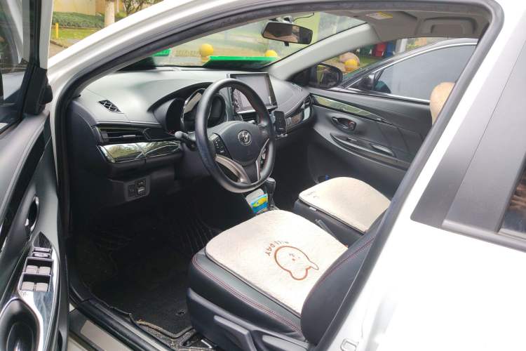 Used Toyota YARiS L Zhi Xuan 2022 X-Trail 1.5L CVT Leading PLUS Edition