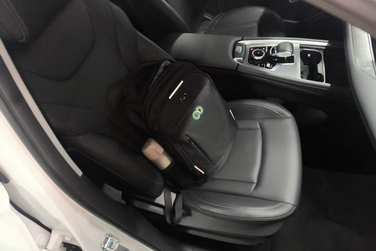 Used Chery Tiggo 8 PRO 2024 Champion Edition 290T Two-Wheel Drive Shining Version 5 Seats