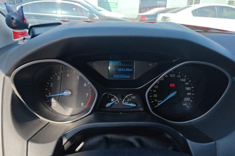 Used Ford Focus 2015 Hatchback 1.6L Automatic Comfort Model
