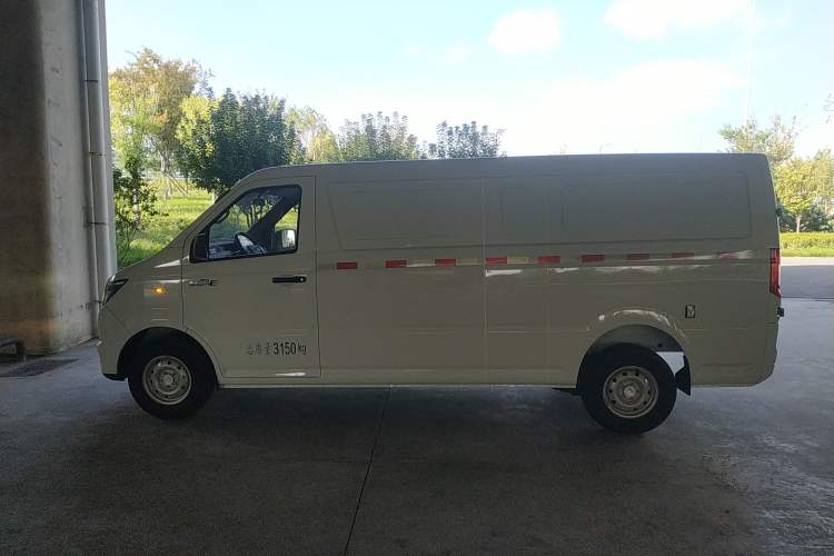 Used Dongfeng Yufeng EM27 2024 EM27L Henan Lidong 41.472 kWh