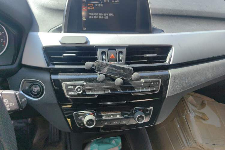 Used BMW X1 2016 sDrive18Li Premium Edition
