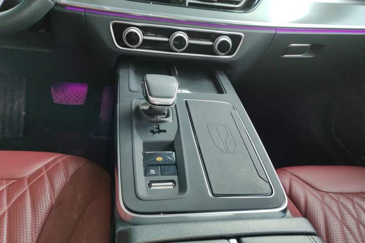 Used Hongqi HS5 2023 2.0T Qixiang Pro Edition
