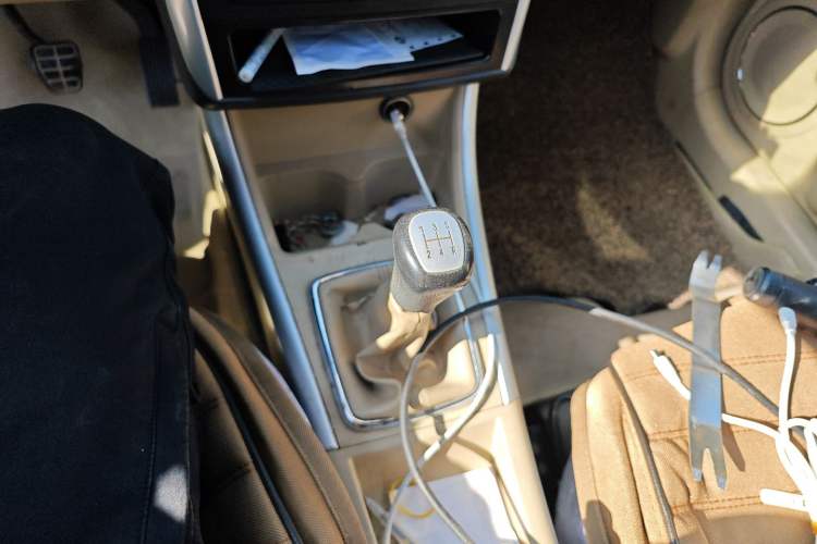 Used BAIC E Series 2012 Hatchback 1.5L Manual Leshang Version
