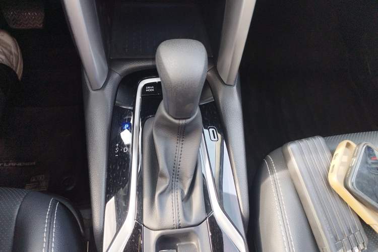 Used Toyota FRONTLANDER 2024 2.0L Smart Electric Hybrid Dual-Engine Luxury Edition
