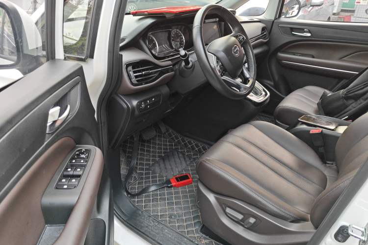 Used GAC Trumpchi M6 2019 270T DCT Luxury Edition (7-seater) China VI Driver Seat