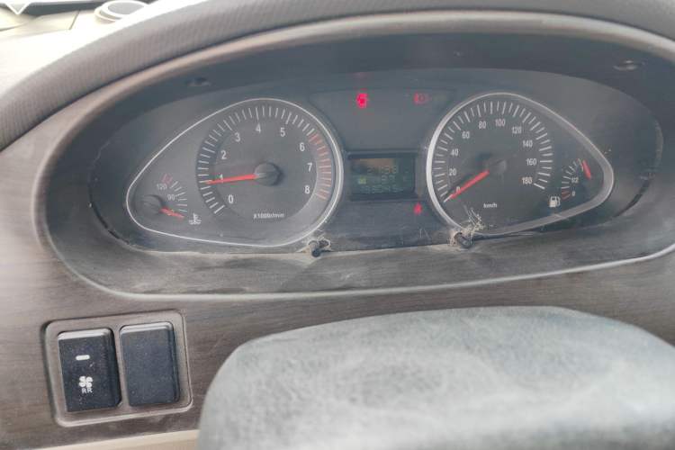 Used JAC Group Refine 2011 2.4L Government Procurement Version Manual Luxury Trim