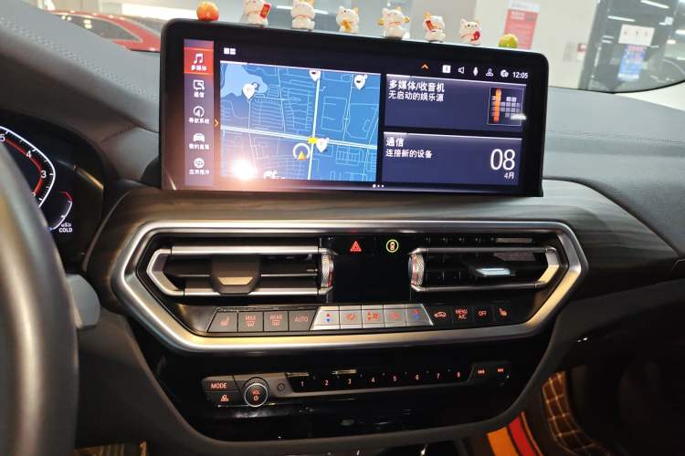 Used BMW X3 2022 Second Facelift xDrive30i Leading Edition M Night Sky Package Audio And AC Panel