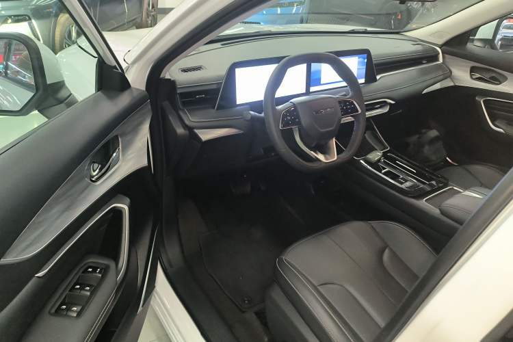 Used Venucia V DD-i 2025 Orca 150km Joyful Journey Edition
