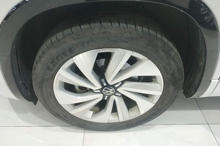 Used Volkswagen Tayron X 2020 330TSI Two-Wheel Drive Luxury Smart Connectivity Version