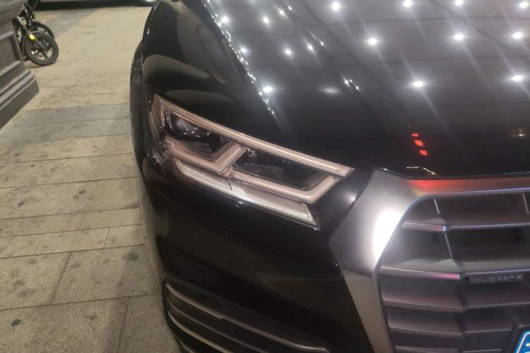 Used Audi Q5L 2020 40 TFSI Prestige Fashion Edition Right Front Headlight