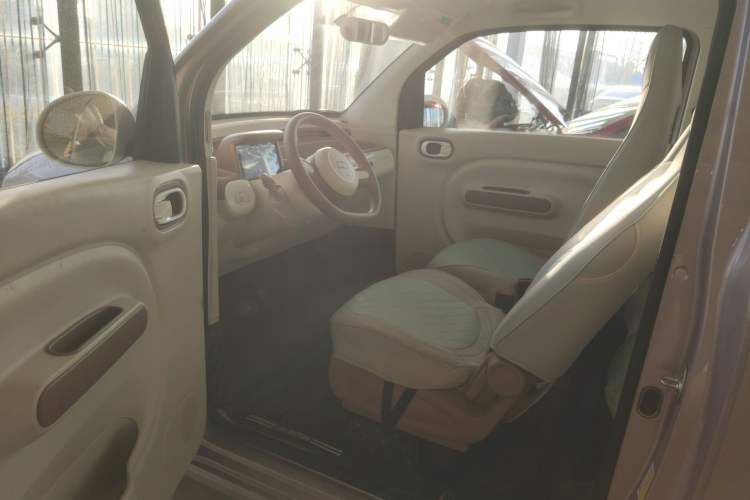 Used Bestune Pony 2026 222km Colorful Horse
