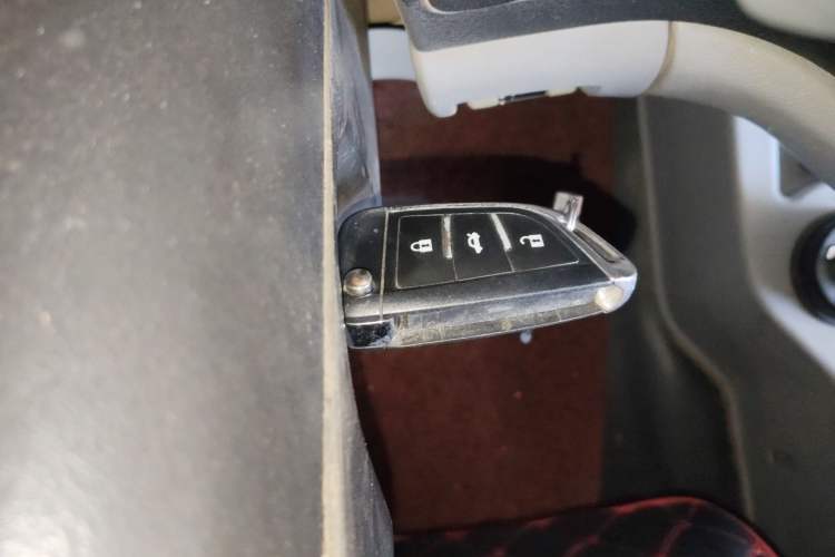 Used FORTHING Lingzhi 2015 V3 1.5L 7-Seater Comfort Model
