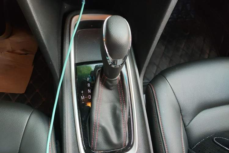 Used Chevrolet Monza 2020 Light Hybrid Redline 320T Dual-Clutch Joyful Edition
