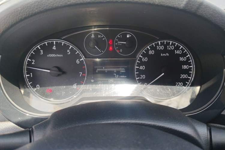 Used Nissan Tiida 2011 1.6L CVT Comfort Model