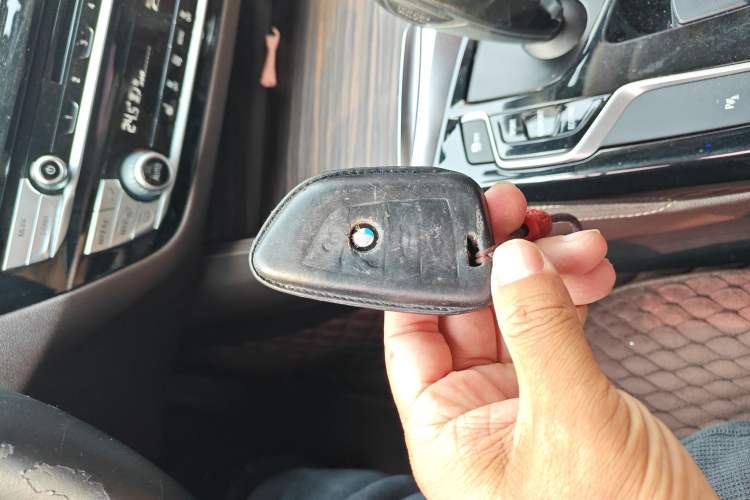 Used BMW 5 Series 2018 Revised Version 530Li Leading Edition Luxury Package Vehicle Key