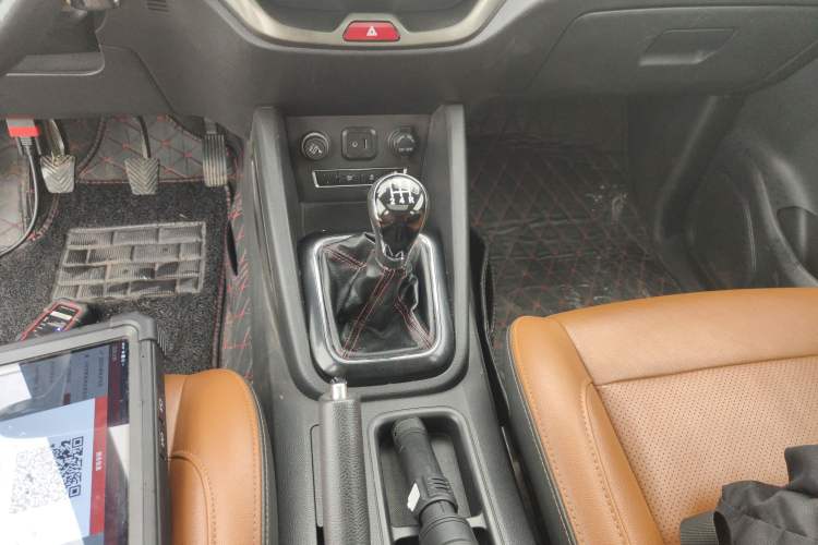 Used CHANGAN OSHAN CX70 2016 1.6L Manual Luxury Model Gear Lever