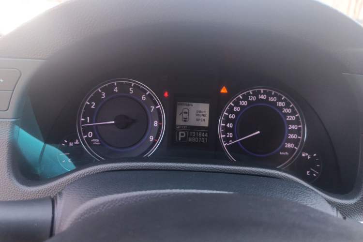 Used Infiniti G Series 2010 G25 Sedan Luxury Sport Edition