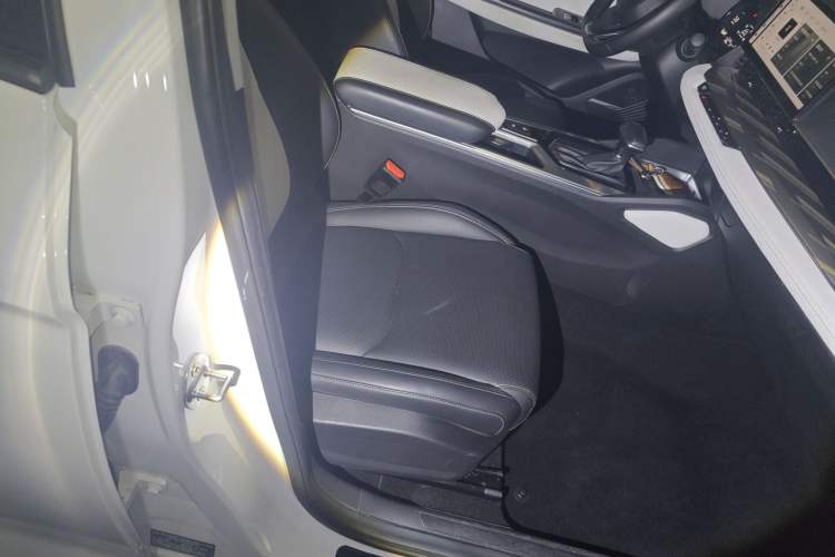 Used Geely Auto Emgrand L 2022 1.4T CVT Flagship Edition