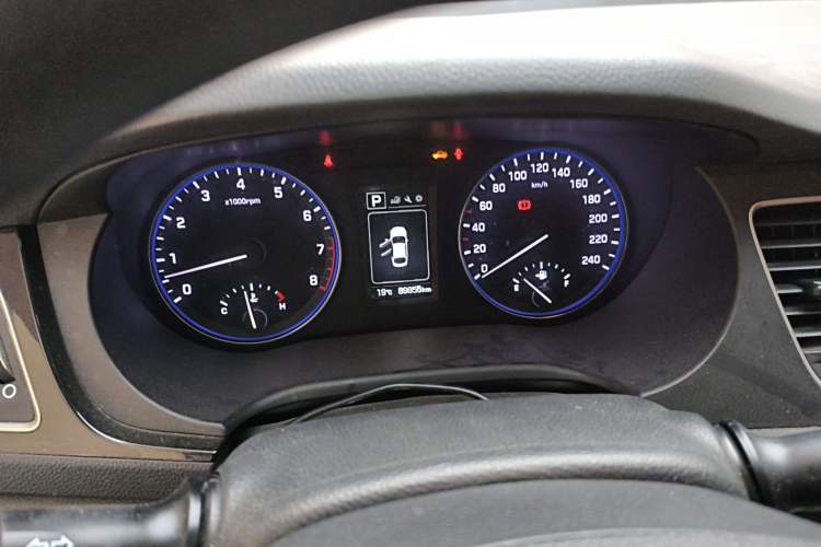 Used Hyundai Mistra 2016 1.8L Automatic Smart GLS Instrument Cluster