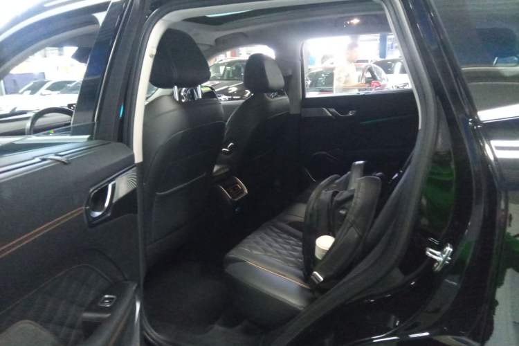 Used Wey Latte DHT-PHEV 2022 1.5T Two-Wheel-Drive Extra-Large Version
