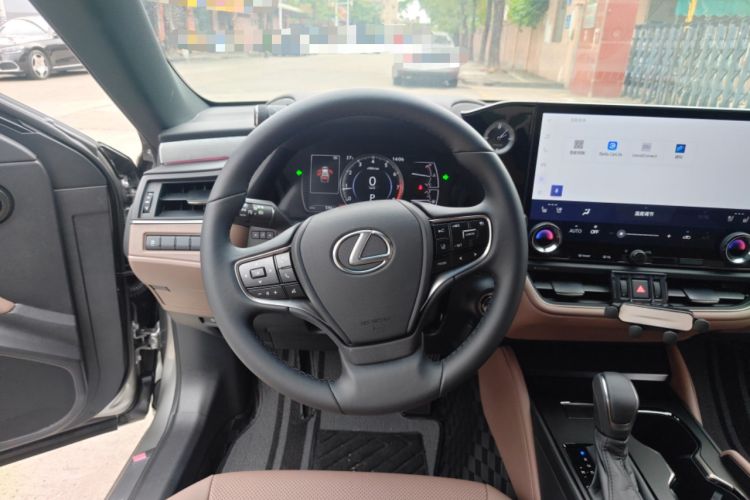 Used Lexus ES 2025 200 Premium Edition
