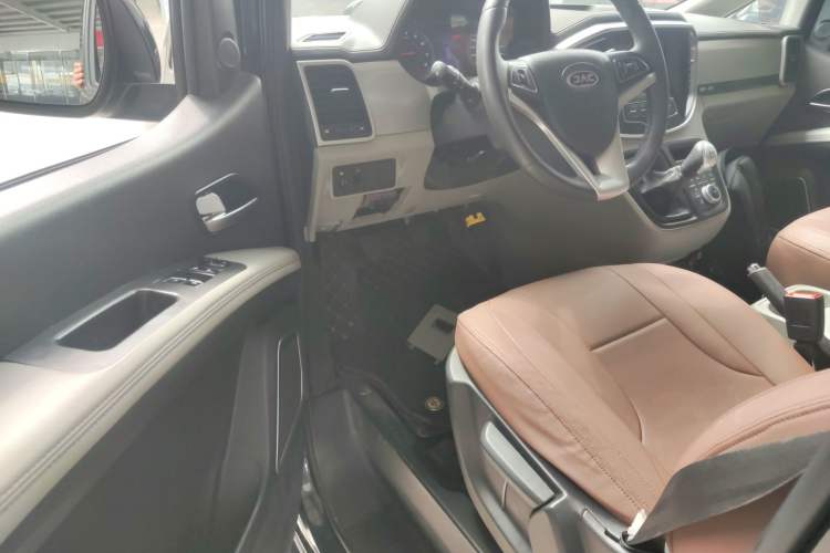 Used JAC Refine M4 2019 Business Series 2.0L Manual - China VI Standard