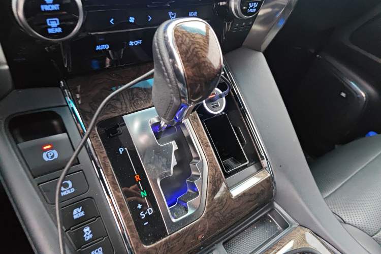 Used Toyota Alphard 2021 Dual-Engine 2.5L Prestige Edition