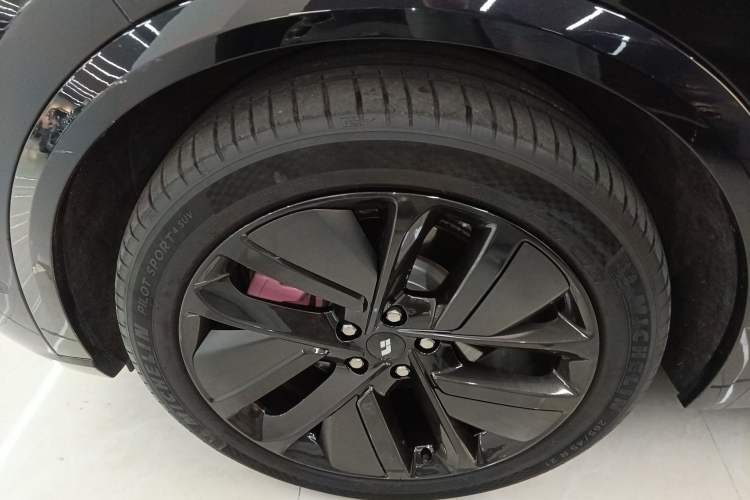 Used Li Auto L9 2022 Max model