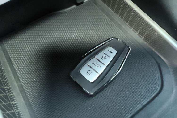 Used Geely Auto Emgrand 2023 4th Generation Champion Edition 1.5L CVT Luxury Model
