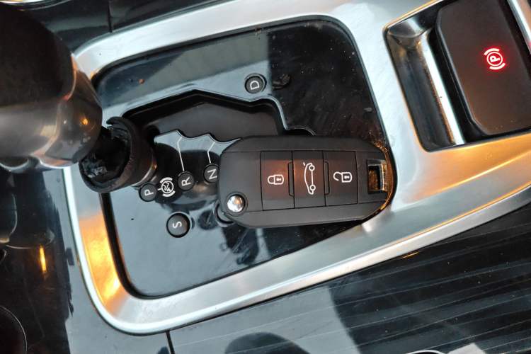 Used Peugeot 3008 2013 1.6THP Automatic Trend Edition