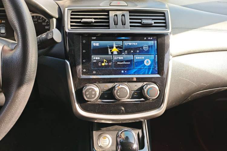 Used Nissan Tiida 2019 1.6L CVT Smart Drive Version China VI Standard
