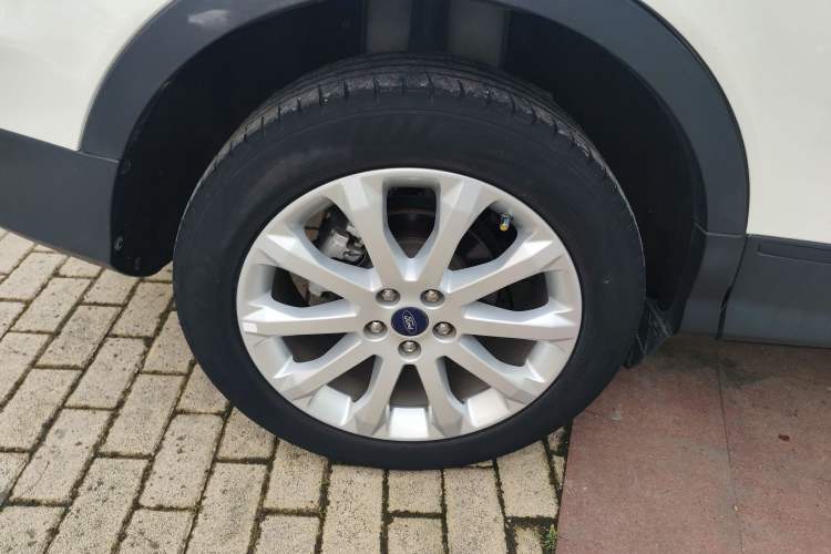 Used Ford Kuga 2015 1.5L GTDi Two-Wheel Drive Fashion Edition