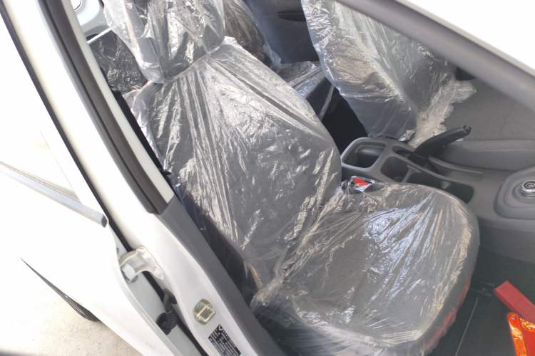 Used Wuling Hongguang New Energy 2024 All-Electric Model 300KM Standard Version
