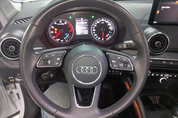 Used Audi Q2L 2018 35 TFSI Fashion Elegant Version China V