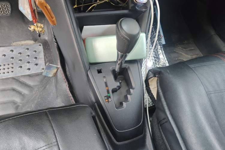 Used Toyota Vios 2017 1.5L CVT Innovation Edition Gear Lever