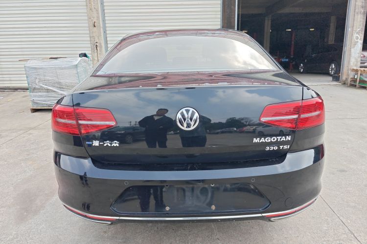 Used Volkswagen Magotan 2018 330TSI DSG Luxury Model