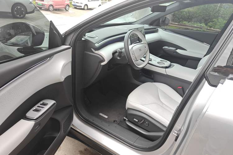 Used XPeng G7 2026 Model, Range-Extended 1704 Max Flagship Edition Driver Seat