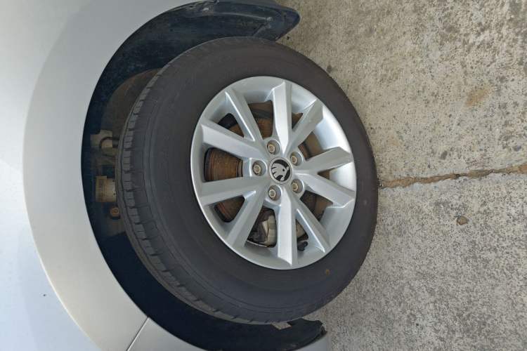 Used Skoda Rapid 2016 1.4L Manual Front-Wheel Drive Model
