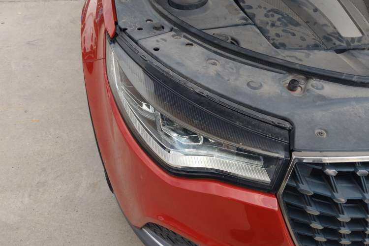 Used Zotye T700 2017 1.8T Manual Luxury Model
