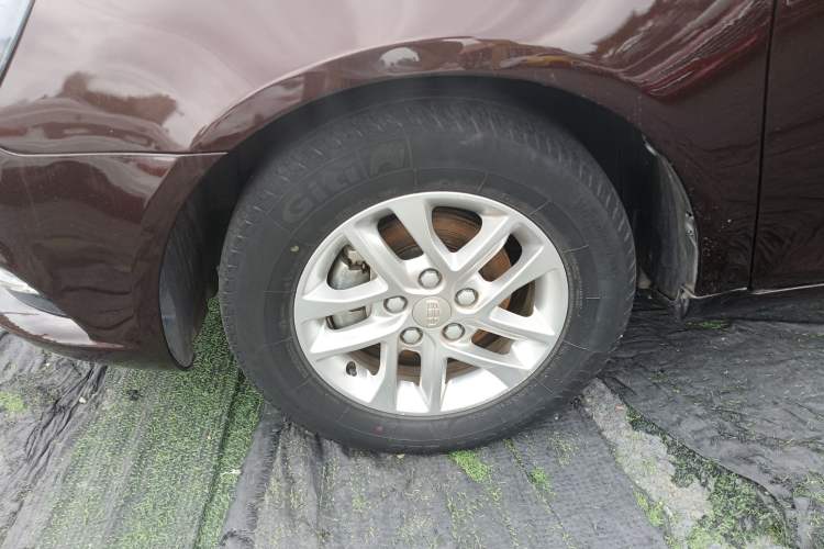 Used Geely Auto Emgrand 2017 Sedan Million Edition 1.5L CVT Luxury Model
