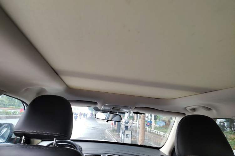 Used Geely Auto Emgrand X7 Sport 2016 1.8TD Automatic Smart Connectivity Version
